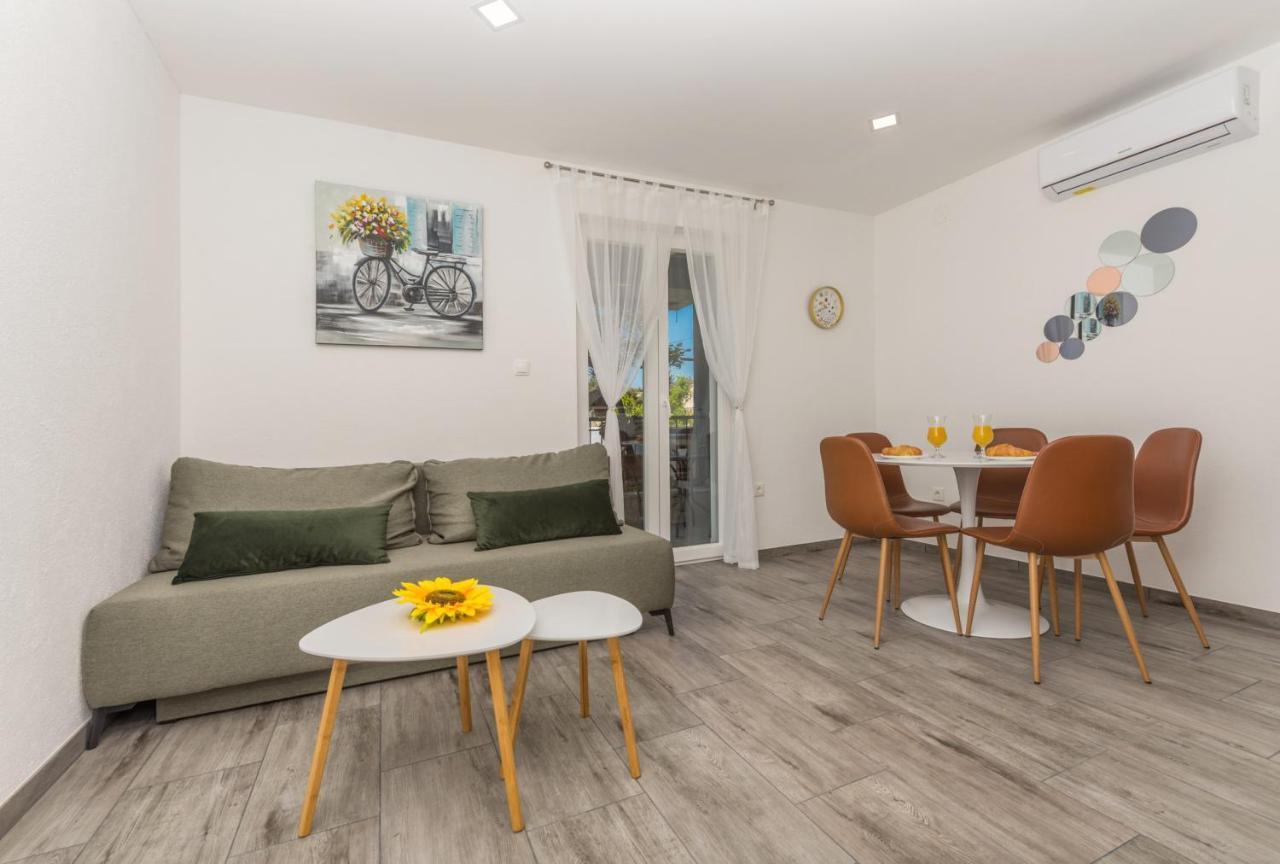 Makarska Dalija Apartamento Exterior foto
