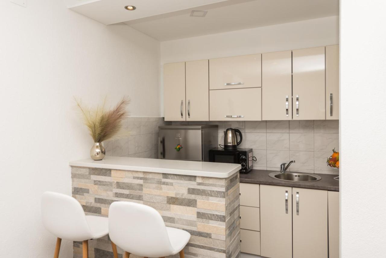 Makarska Dalija Apartamento Exterior foto