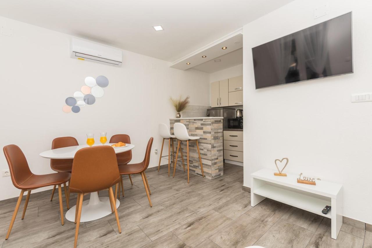 Makarska Dalija Apartamento Exterior foto