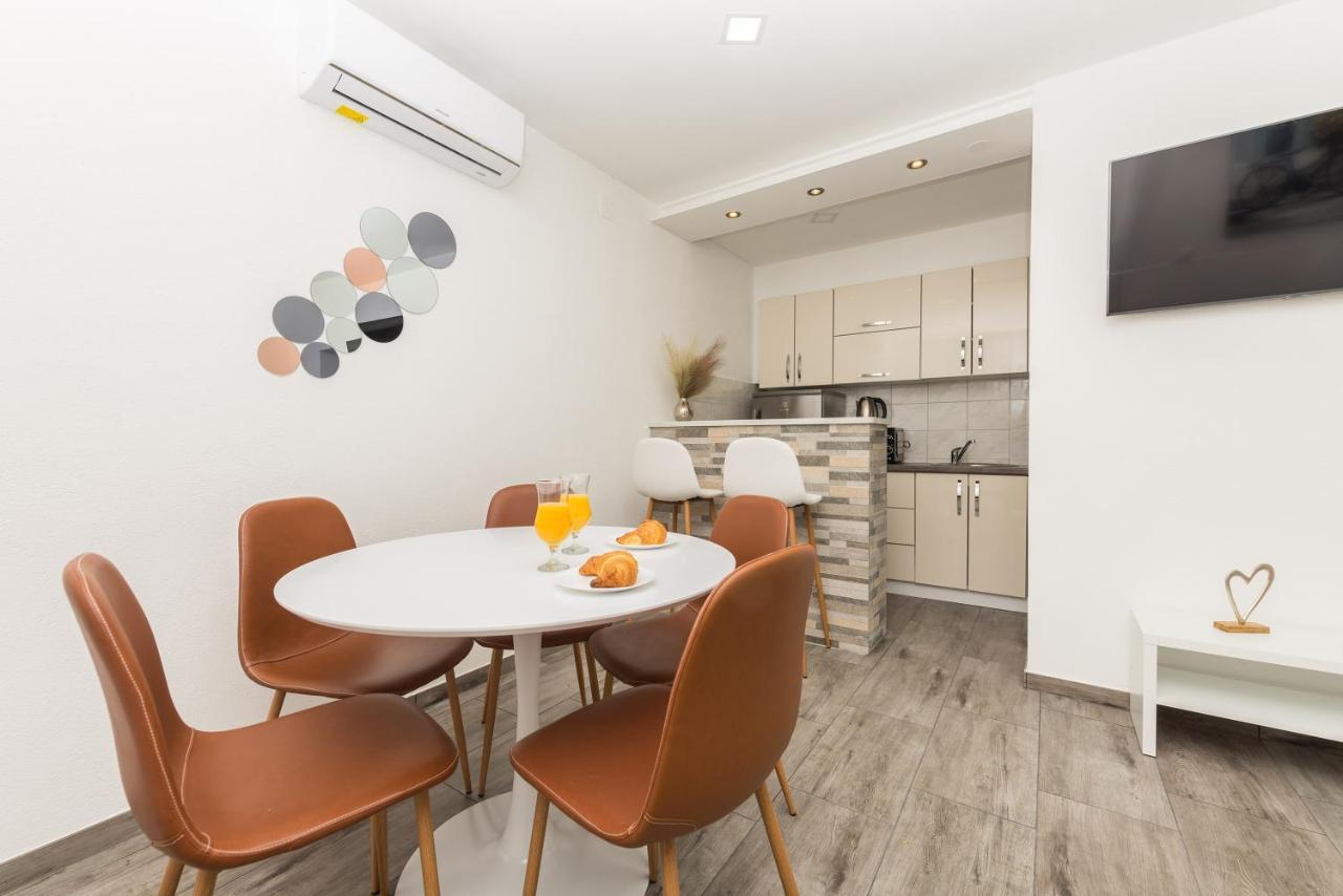 Makarska Dalija Apartamento Exterior foto