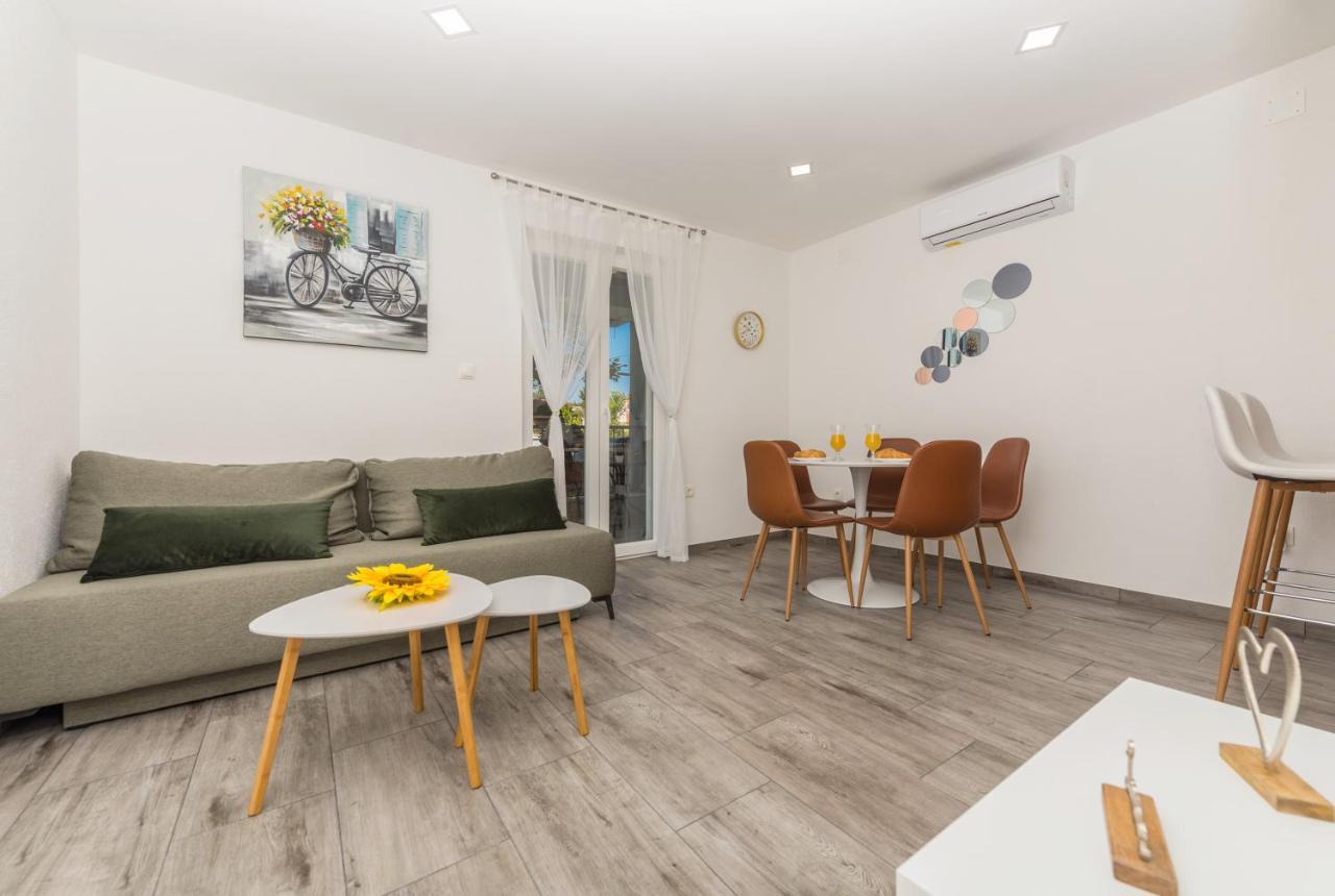 Makarska Dalija Apartamento Exterior foto