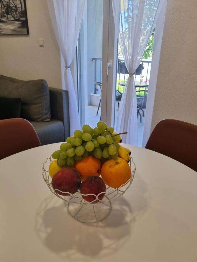 Makarska Dalija Apartamento Exterior foto